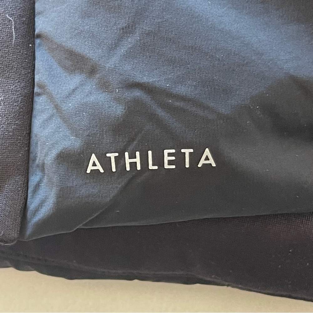 Athleta Size 2X INLET JACKET Black puffer Body Insulated Jacket - Picture 13 of 16